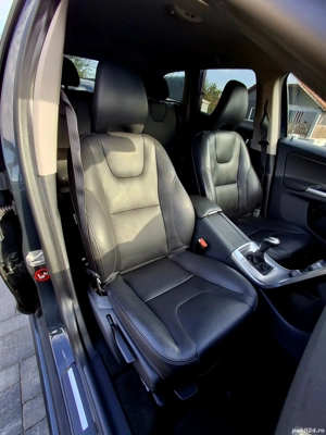 Volvo XC 60 2016  2L D 150 CP 242000 km GARANTIE 1 an de zile in limitata a 10000km ,  - imagine 12