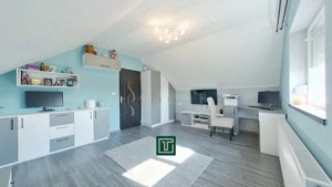 Casă nouă mobilată modern, la cheie, cu 5 camere, cu panouri fotovoltaice, în Vinga - imagine 9