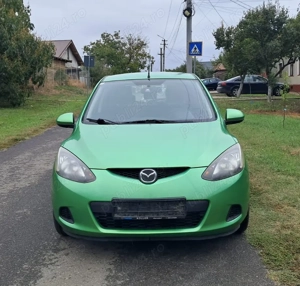 Vand mazda 2 1,3 benzina an 2010