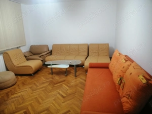 Închiriez apartament 4 camere decomandat, ultracentral, complet mobilat si dotat - imagine 2