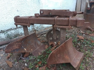 Vand Tractor Hebei 15 CP, plug, freza, semanatoare porumb, prasitoare porumb, remorca - imagine 2