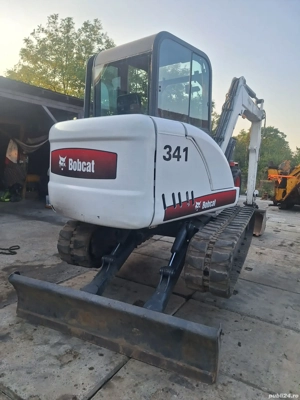 Miniexcavatoare bobcat motor Kubota