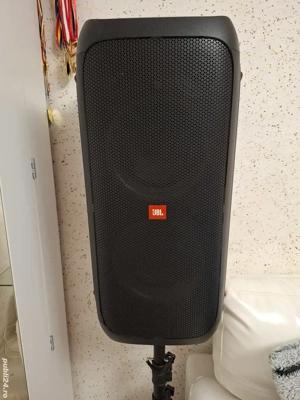 Inchiriez baxe jbl ,proiectoare de lumini, majorat , botez! - imagine 2