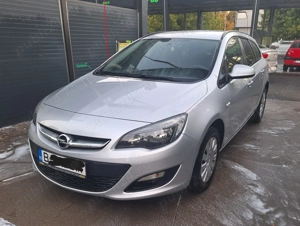 Opel Astra J Sports Tourer - 1.6 benzina - 2015 - Unic Proprietar - imagine 4