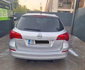 Opel Astra J Sports Tourer - 1.6 benzina - 2015 - Unic Proprietar - imagine 3