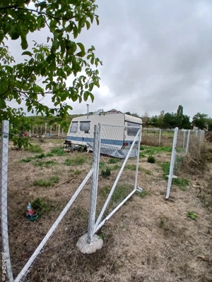 Vând teren cu rulota Târgoviște Valea Sasului