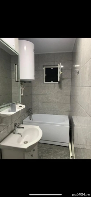 Apartament de vânzare  cu 3 camere