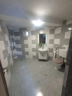 Casa de vanzare aproape de plaja din faleza nord  - imagine 3