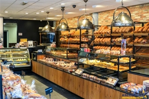 Spatiu Comercial, stradal, vitrinat, Grivitei, Brasov.