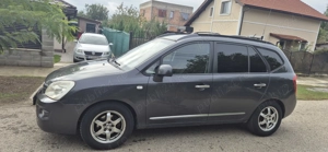 Kia Carens  - imagine 3