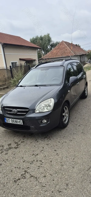 Kia Carens  - imagine 7
