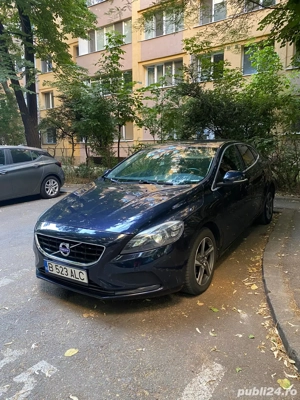 volvo v40  - imagine 4