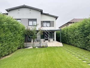 Casa moderna cu 4 camere in Dumbravita