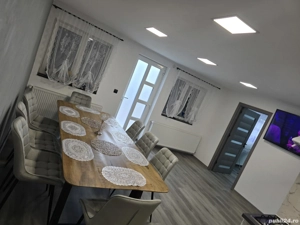 Camera regim hotelier cu jacuzzi în vila parcare privata. Se închiriază tot nivelul de jos 80m - imagine 7