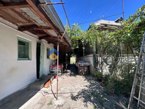 Casa + teren de vânzare - Zănești