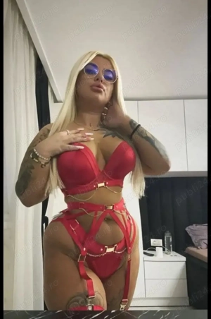 Oana plăcerea ta blonda cu forme  fac si deplasari  am si locatie   paety   