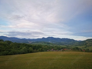 Teren extravilanVând teren extravilan Localitatea barsau  Suprafața 4394 mp Toate utilitățile la cca - imagine 2