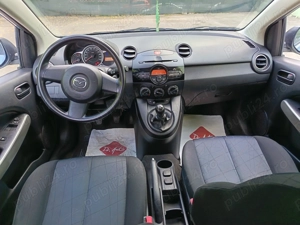 Mazda2, 2011,1.3benzină - imagine 8