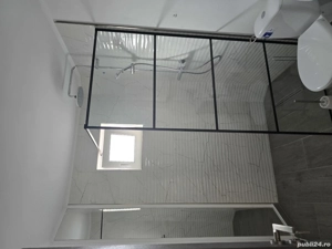 Camera regim hotelier cu jacuzzi în vila parcare privata. Se închiriază tot nivelul de jos 80m - imagine 8