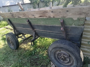 Vand căruță,bine intretinuta utilizabila