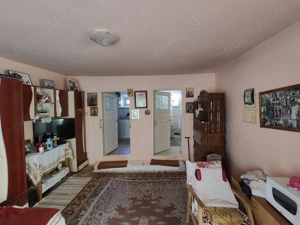 Vânzare casă bătrânească la poalele Munților Măcin   1000 mp teren, 5 camere, vedere panoramică   Pr