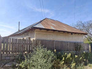 Vânzare casă bătrânească la poalele Munților Măcin   1000 mp teren, 5 camere, vedere panoramică - imagine 6