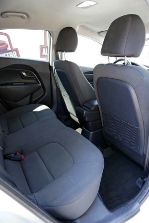Kia Rio **  Motor : 1.3 Benzina  CP : 86  An Fabricatie : 2012  Euro 5 - imagine 4 Kia Rio **  Motor : 1.3 Benzina  CP : 86  An Fabricatie : 2012  Euro 5 - imagine 4