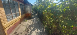 Casa batraneasca si teren - imagine 2 Casa batraneasca si teren - imagine 2