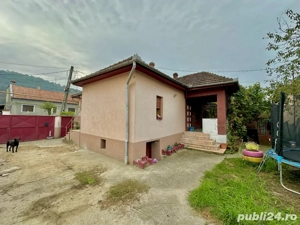 DOUĂ Case, curte comuna, 700mp teren, Bocsa Montană - imagine 2