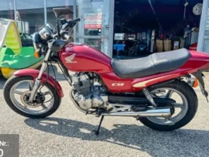 Se vinde Honda CB 250