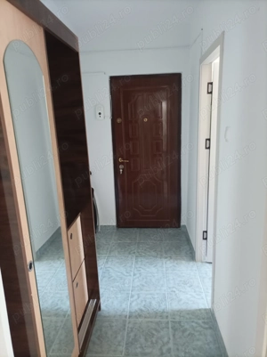 Proprietar, vând apartament Bacău, str. Carpați langa spălătorie auto - imagine 2