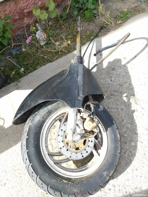 Motor si accesorii scuter Peugeot - imagine 5 Motor si accesorii scuter Peugeot - imagine 5