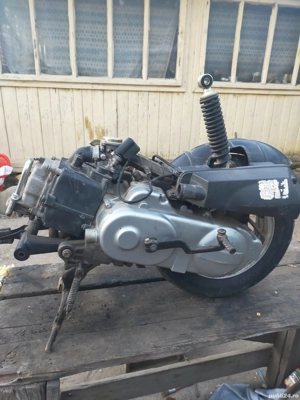 Motor si accesorii scuter Peugeot - imagine 3 Motor si accesorii scuter Peugeot - imagine 3