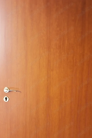 Usa interior cires MDF stanga toc inclus, broasca si silduri,90x210 cm