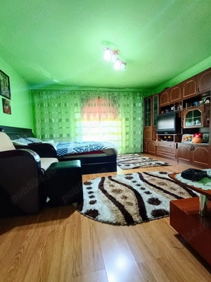 Vila modernă cu panouri fotovoltaice și termosemineu   proprietar, in Turda - imagine 8