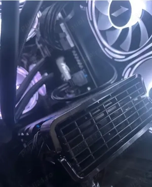 Radeon RX 5700 XT 8 GB - imagine 1