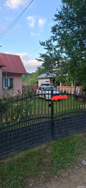 Casa de vanzare cu anexe