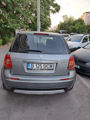 Suzuki Hatchback - imagine 3