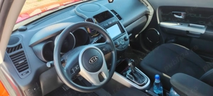 Vând autoturism KIA Soul, culoare roșie,an 2012, face-lift, motor 1,6 crdi, 128 cp. - imagine 10