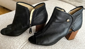 Botine din piele, marca Geox, marime 38 1 2