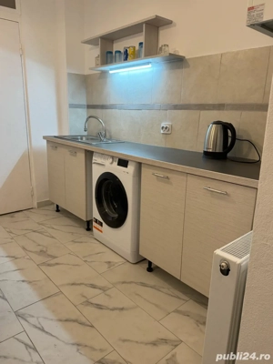 Închiriez apartament 2 camere decomandat