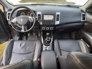 Vând Peugeot 4007  - imagine 8 Vând Peugeot 4007  - imagine 8