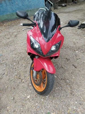Honda CBR 600 F4i   injecție, culoare deosebita,originala   stare excelentă!   - imagine 2 Honda CBR 600 F4i   injecție, culoare deosebita,originala   stare excelentă!   - imagine 2