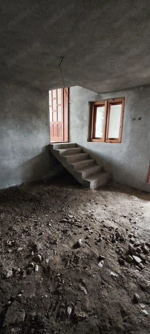 Casă nouă la gri + teren 4316 mp DN67, Telești, Gorj - imagine 7