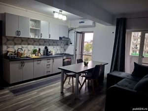 De inchiat apartament cu 3 camere!