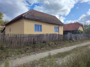 Vând casă în Nadăș