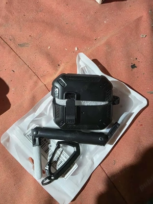 husa casti samsung buds 3 pro si pen curatare