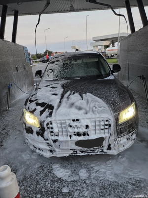 Audi Q5  quattro - imagine 8