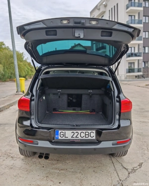 Vând Urgent Volkswagen Tiguan 4x4  DSG  Keyless Entry GO - imagine 4
