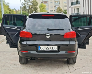 Vând Urgent Volkswagen Tiguan 4x4  DSG  Keyless Entry GO - imagine 3